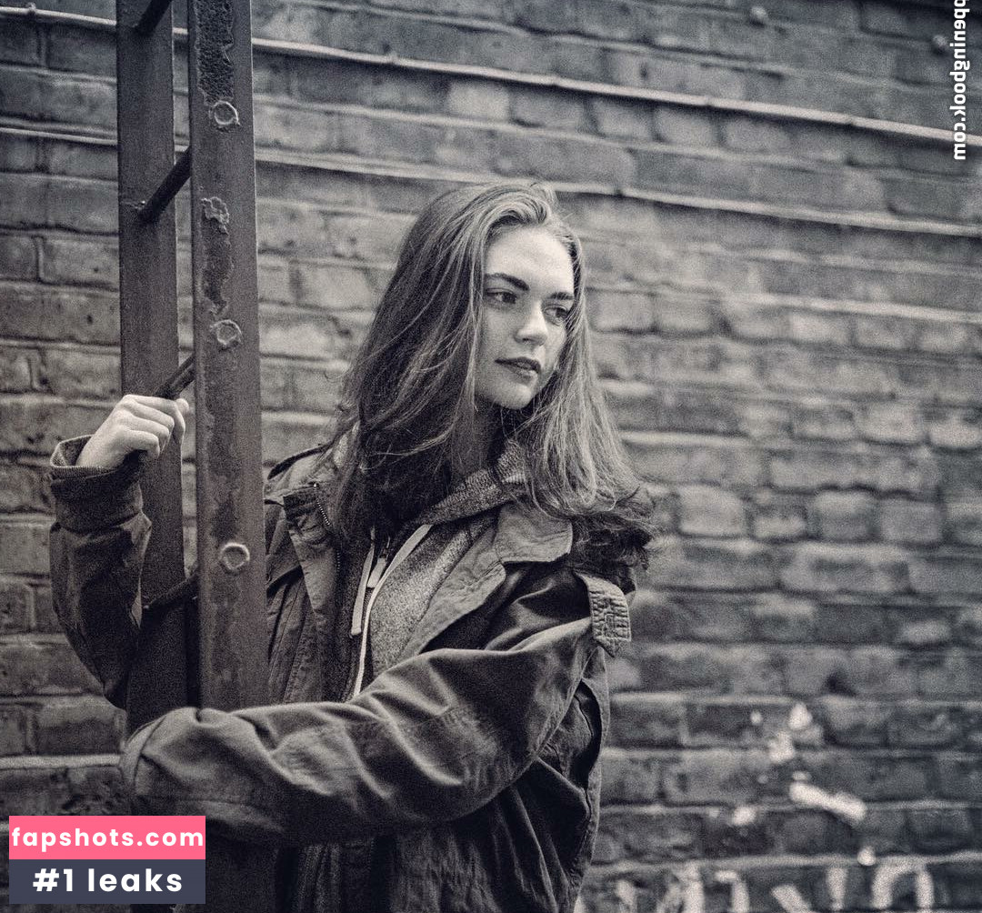 Jenny Boyd gallery photo #7