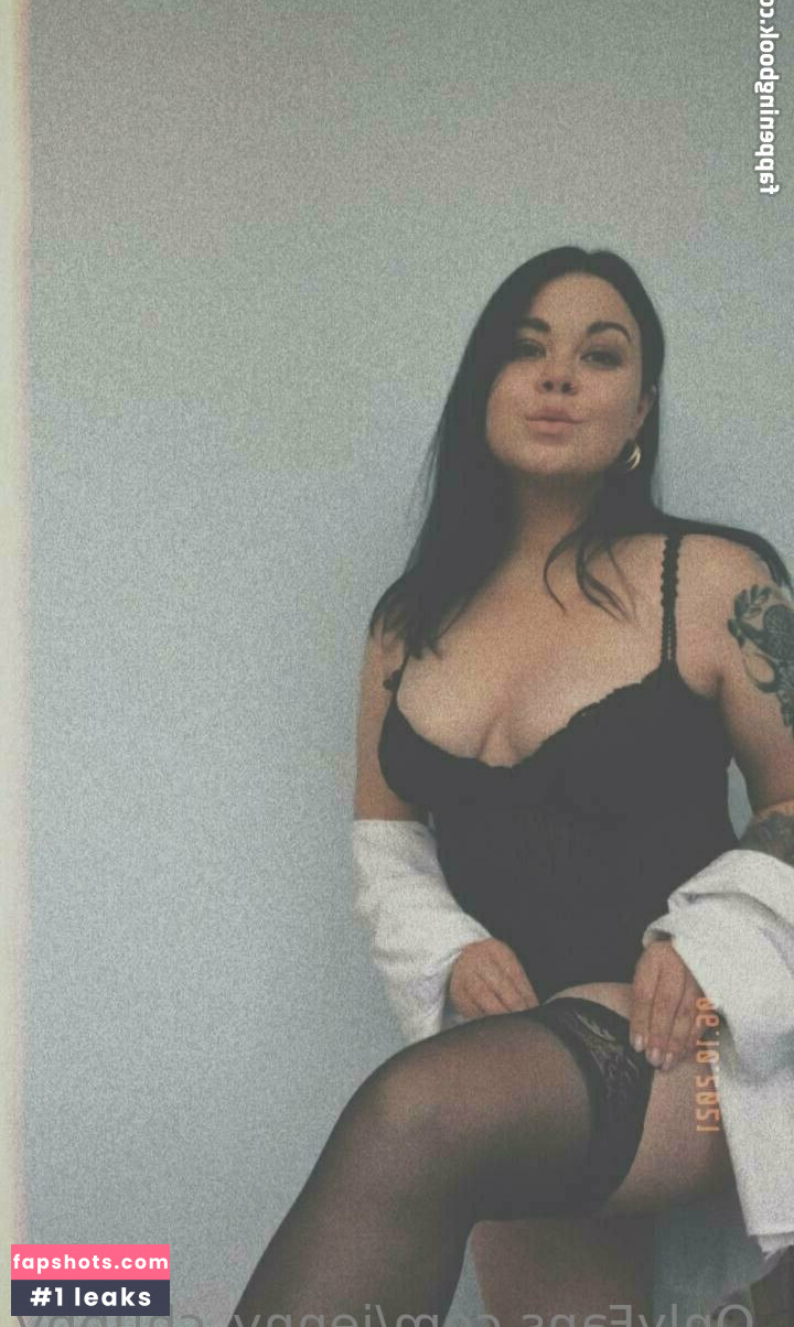 jenny_chubby Nude Leaks OnlyFans Photos #8 - LeakJerk