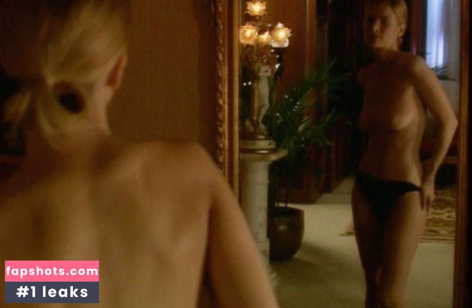 Jenny Levine gallery photo #5