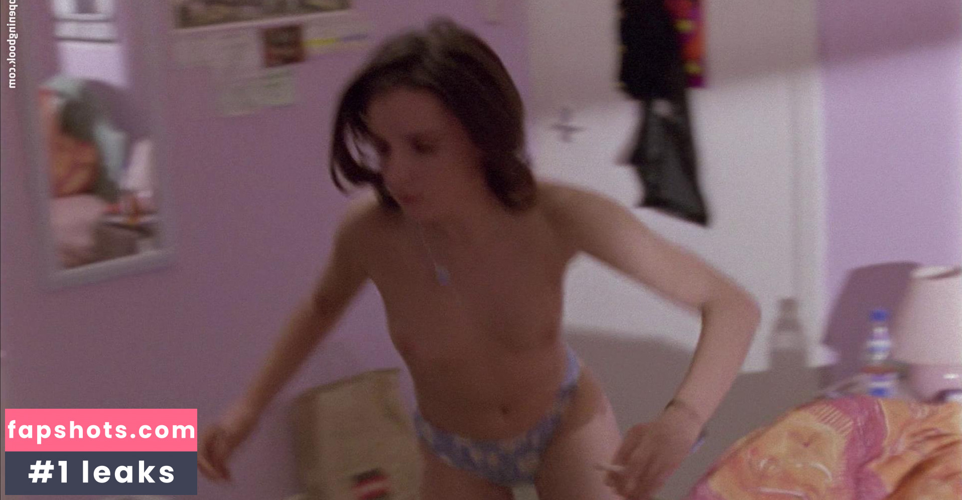 Jenny McCrindle gallery photo #7