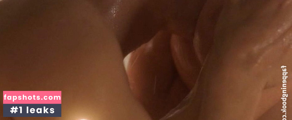 Jenny McShane gallery photo #6