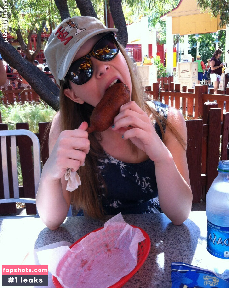 Jenny Nicholson Filtración Desnuda OnlyFans Foto #12 - Fapshots