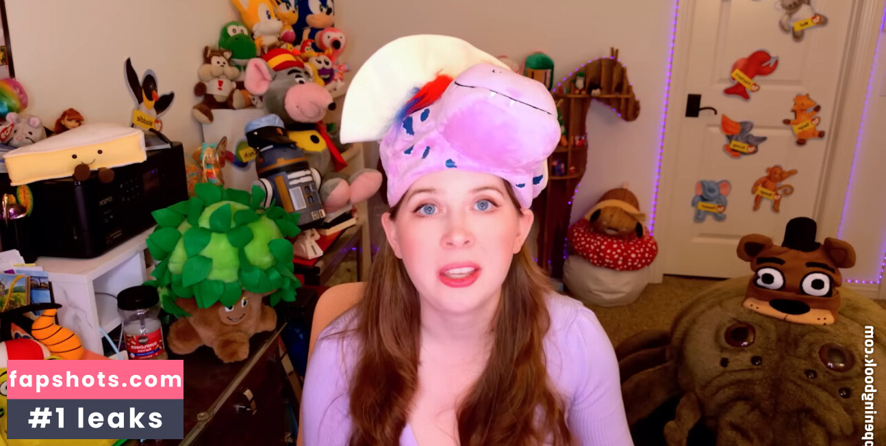 Jenny Nicholson Filtración Desnuda OnlyFans Foto #3 - Fapshots