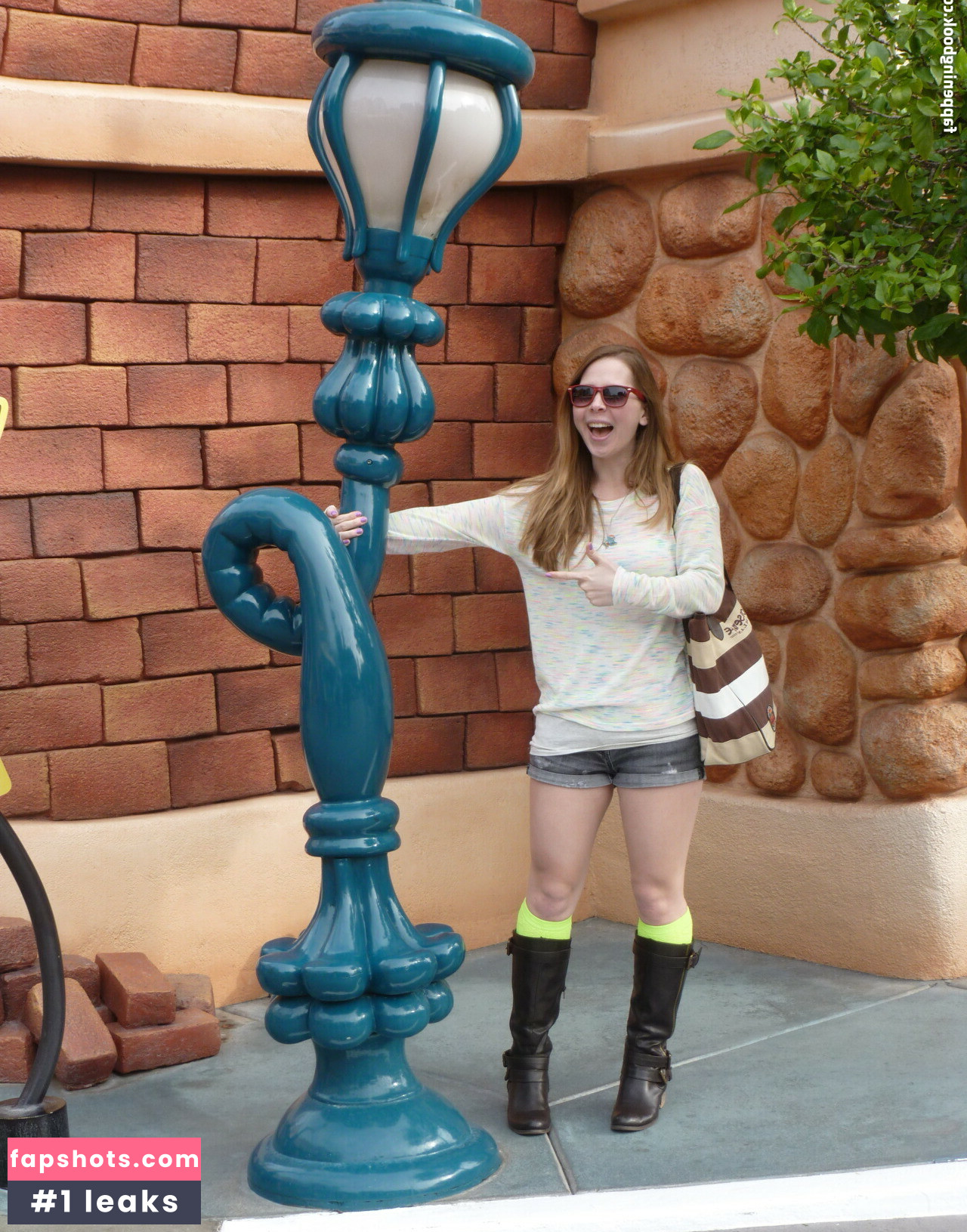 Jenny Nicholson Filtración Desnuda OnlyFans Foto #24 - Fapshots