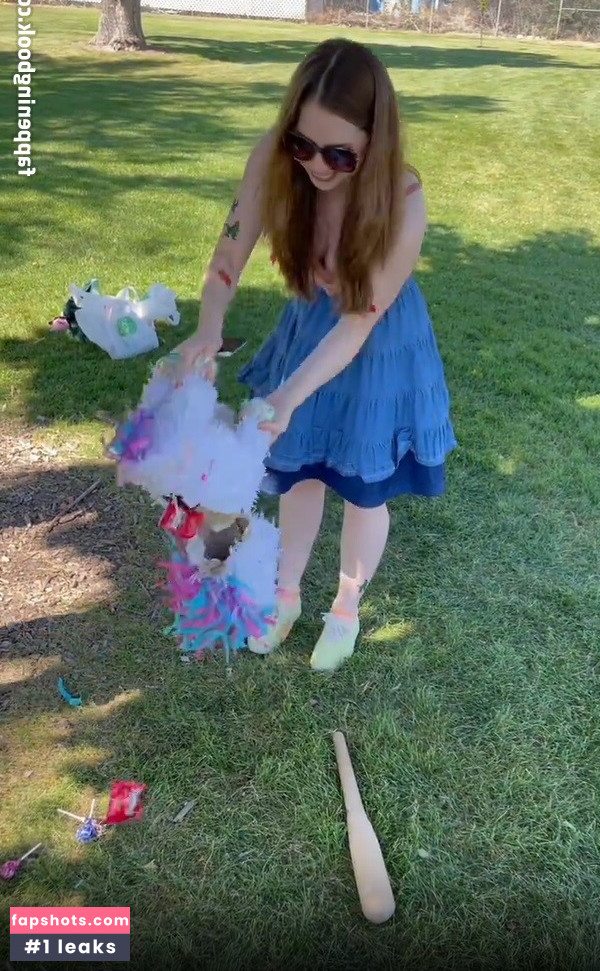 Jenny Nicholson Filtración Desnuda OnlyFans Foto #33 - Fapshots