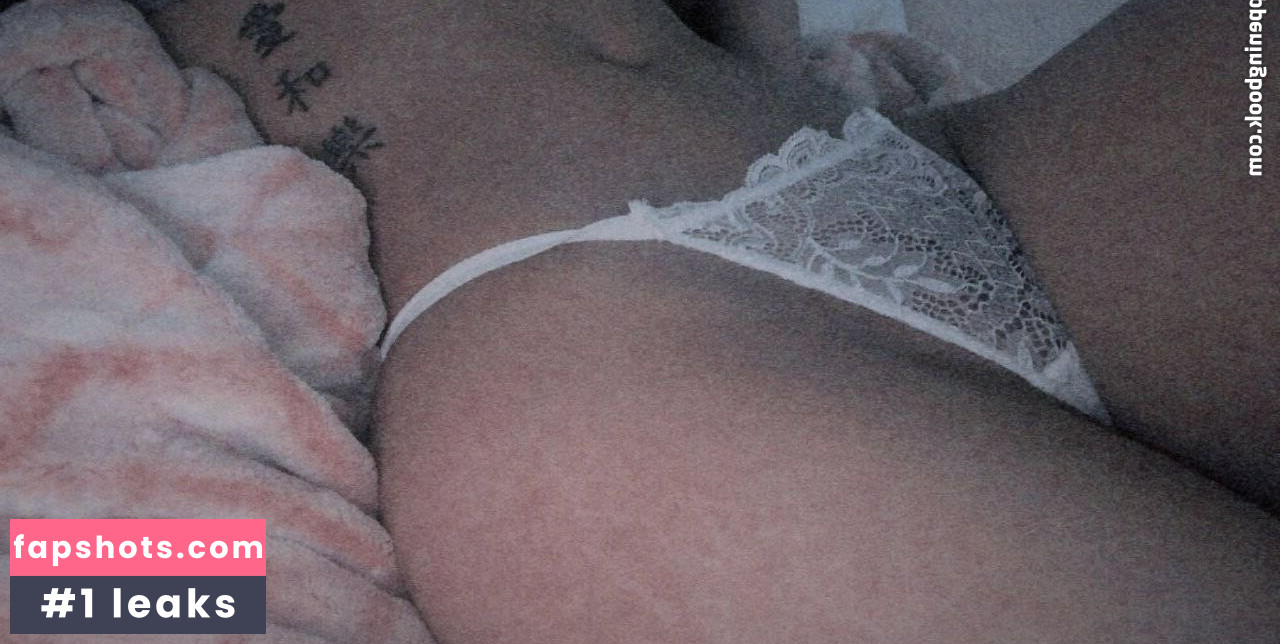 Jenny Ozuna gallery photo #2