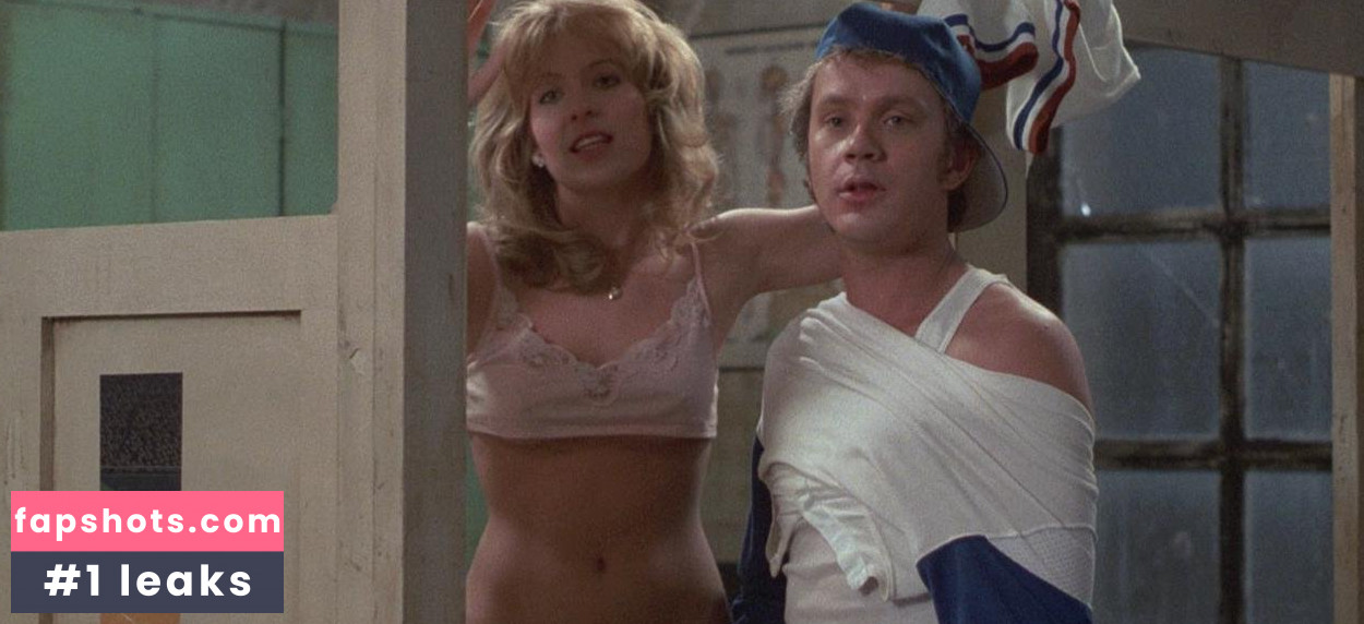 Jenny Robertson nude babe gallery