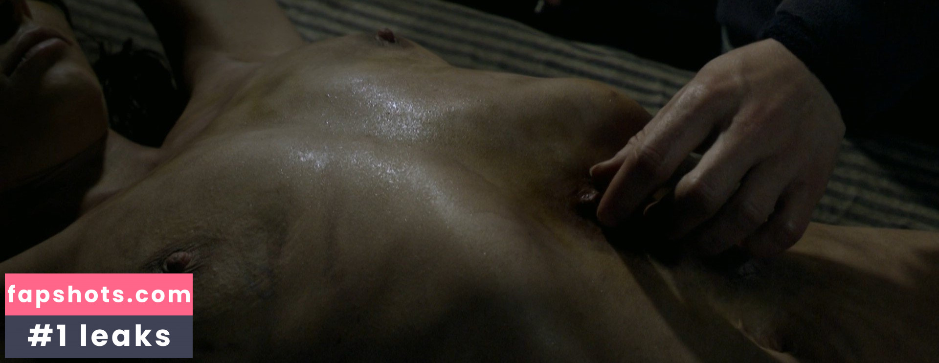 Jenny Spain gallery photo #3