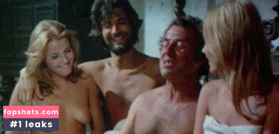 Jenny Tamburi gallery photo #34