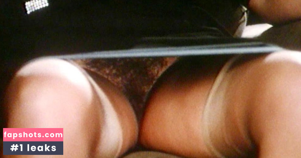 Jenny Tamburi gallery photo #9