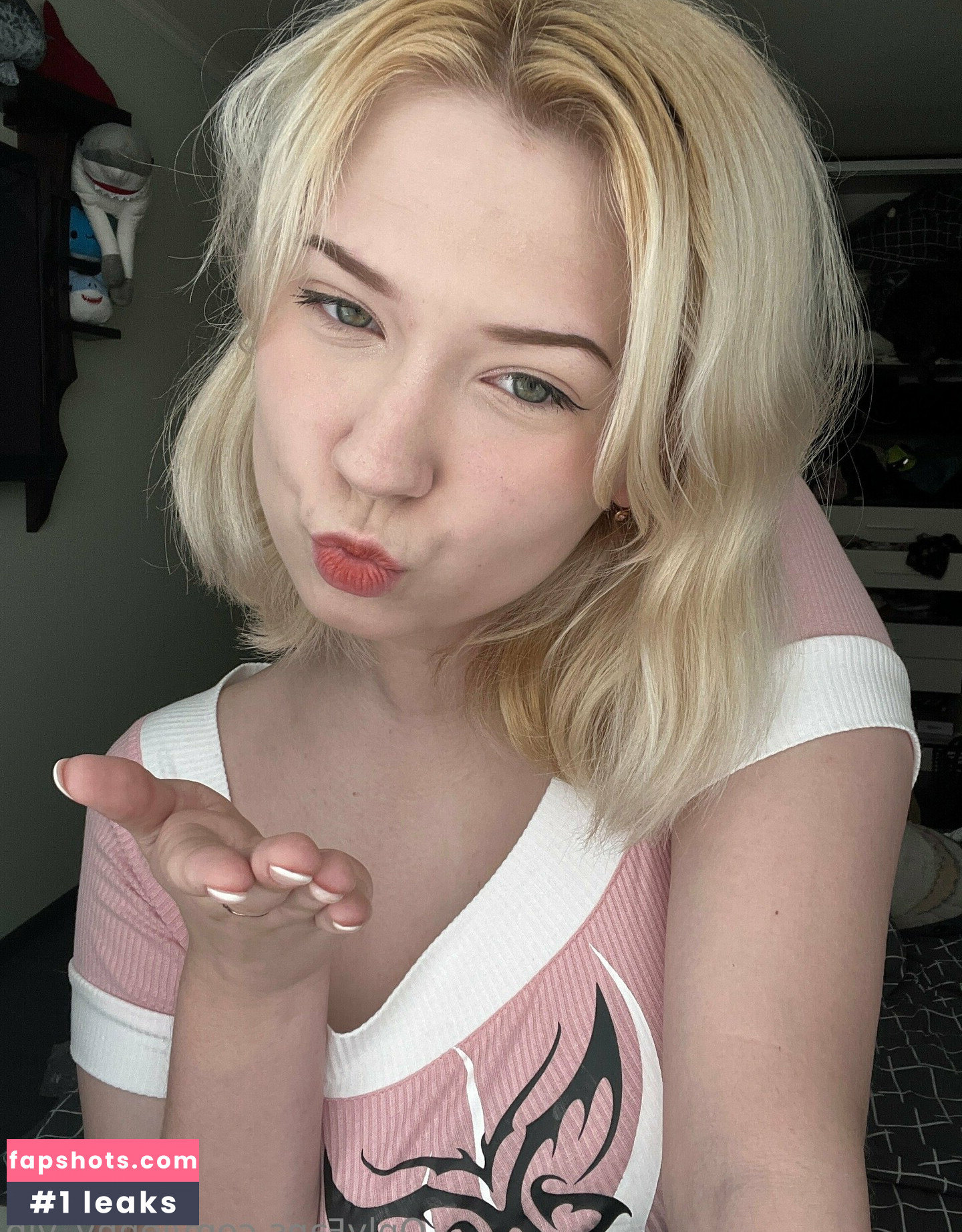 jenny_vip Nude Leaks OnlyFans Photos #43 - LeakJerk