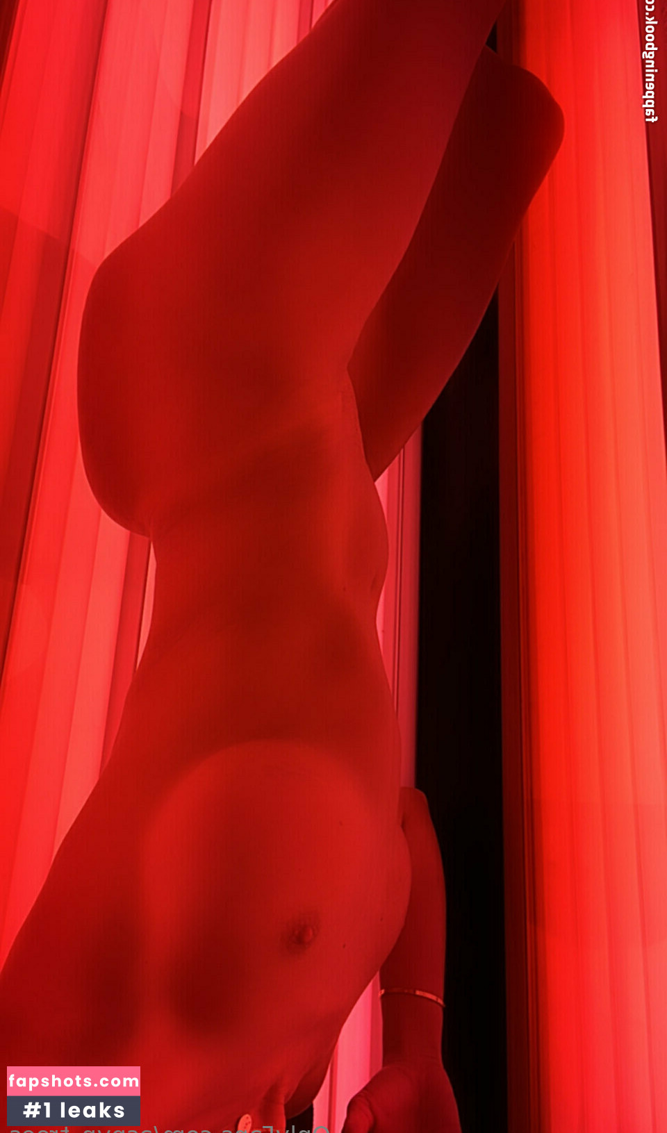 Jennyloves69 gallery photo #14