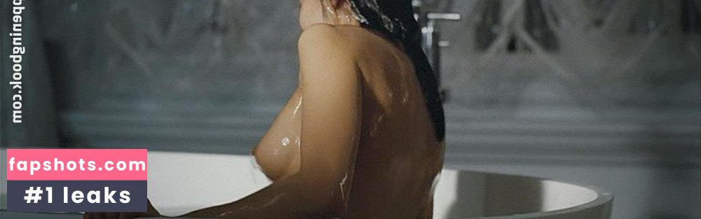 Jeon Do-yeon gallery photo #12