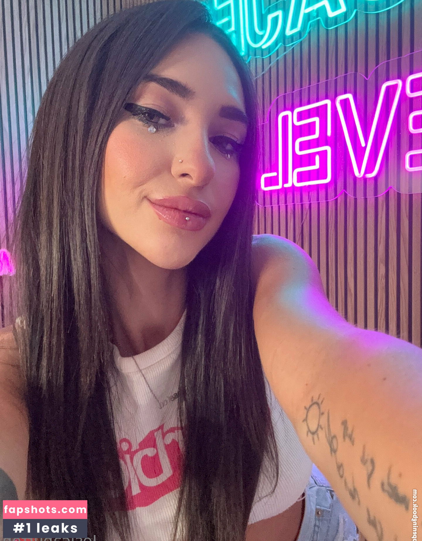 jesica.burton gallery photo #21