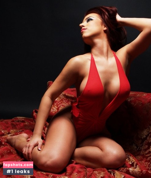 Jesikah Maximus gallery photo #9