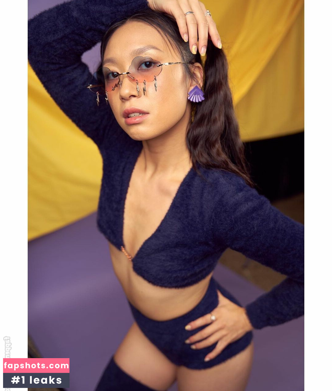 Jess Hong gallery photo #15