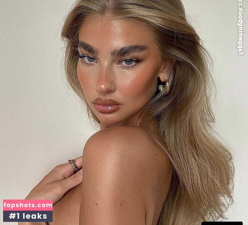 Jess Hunt gallery photo #25