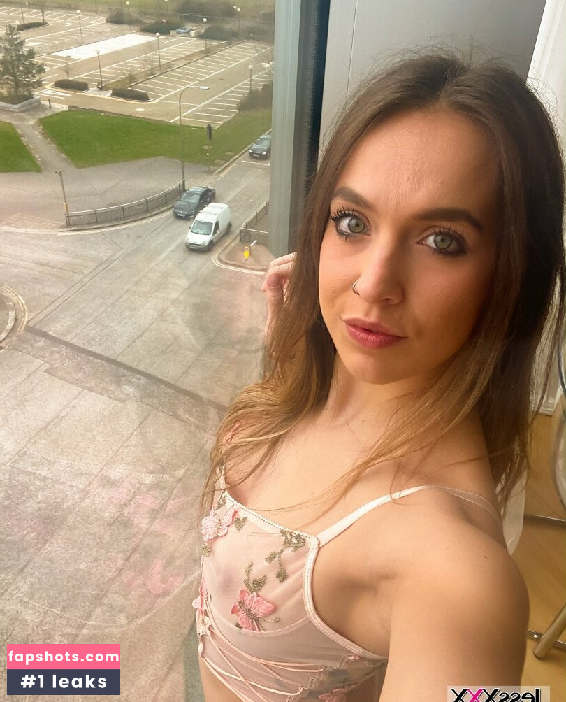 jess_main gallery photo #19