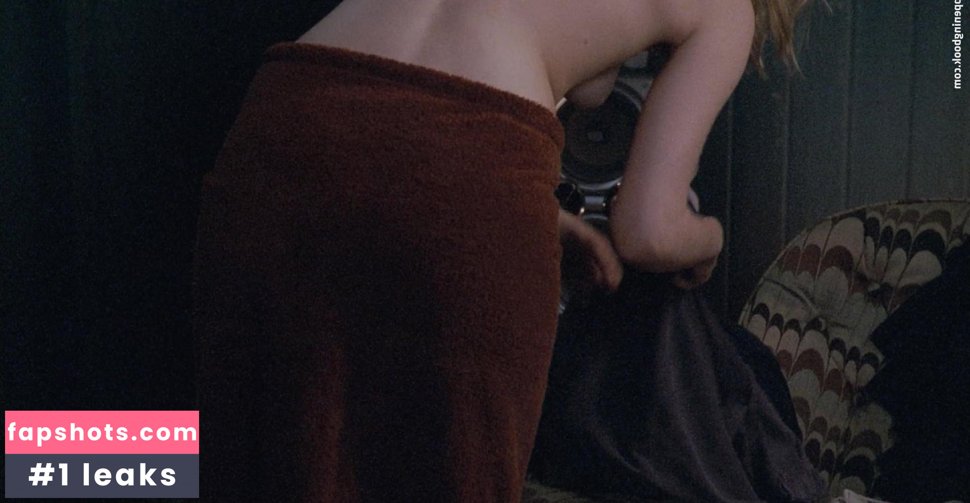 Jess Weixler gallery photo #16