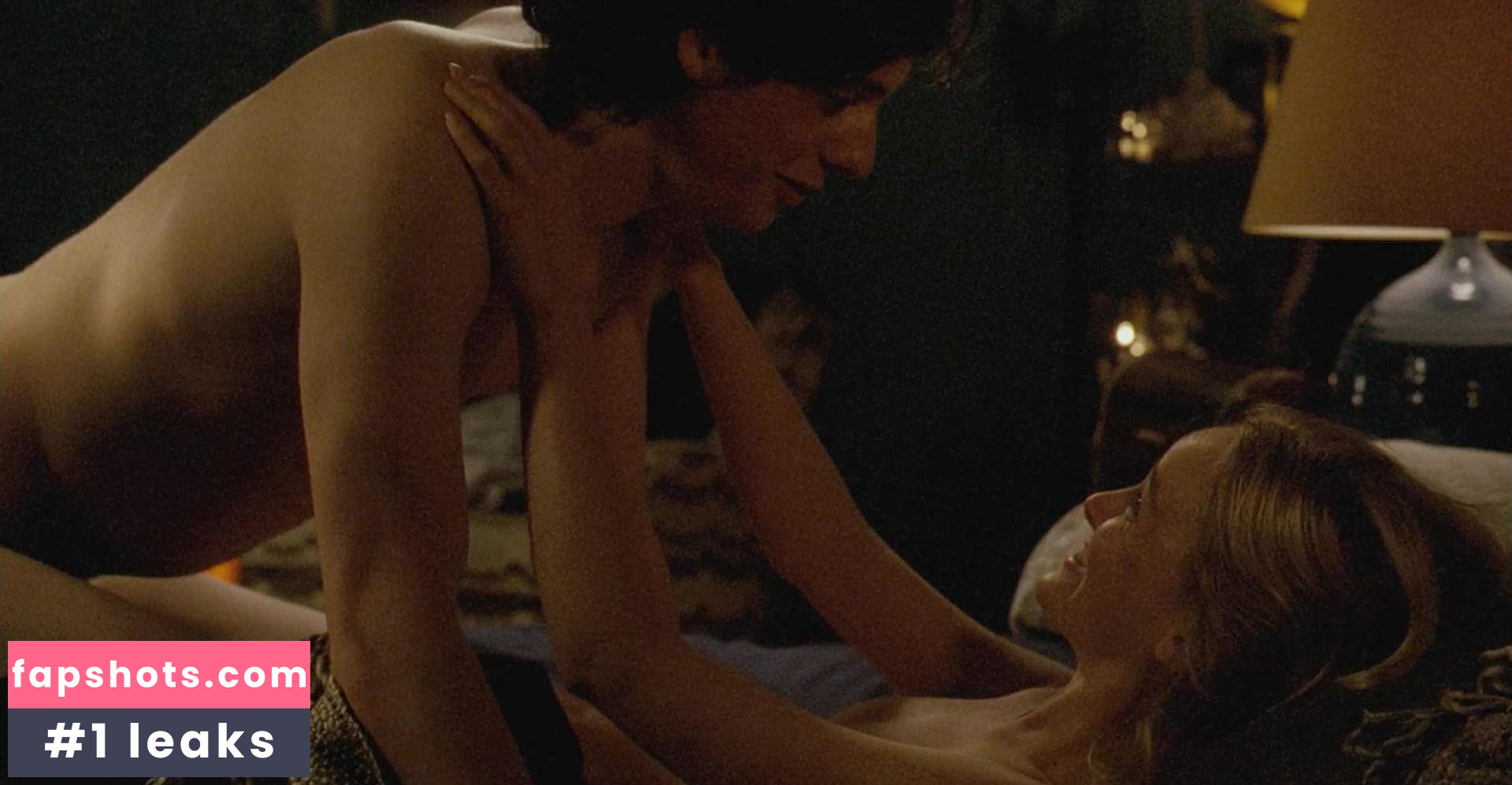 Jess Weixler gallery photo #22