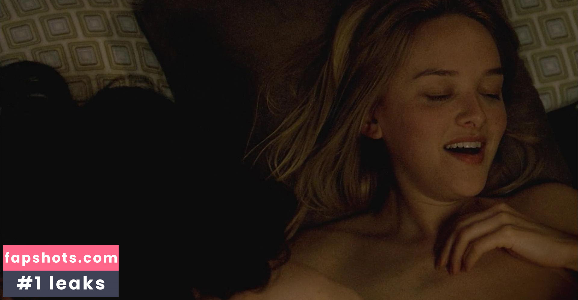 Jess Weixler gallery photo #36