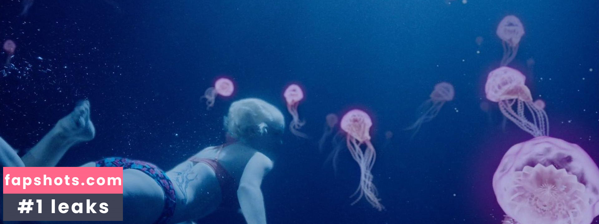 Jess Weixler gallery photo #40