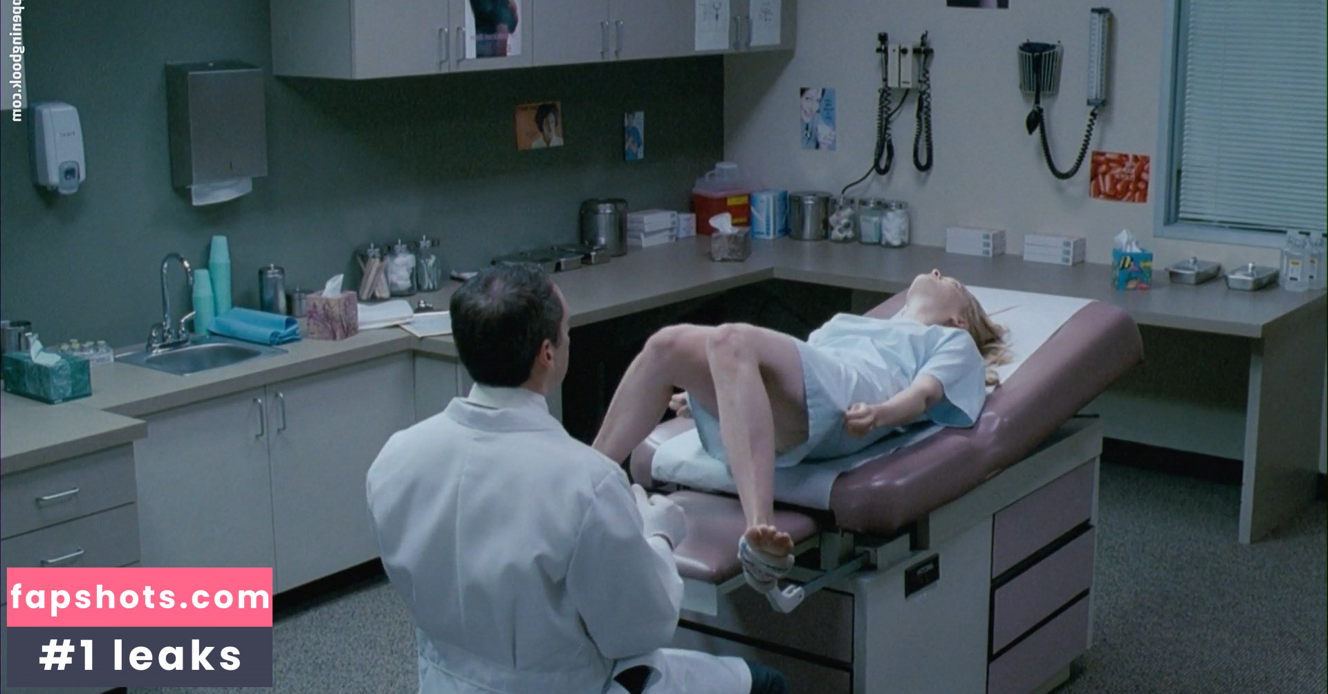 Jess Weixler gallery photo #6