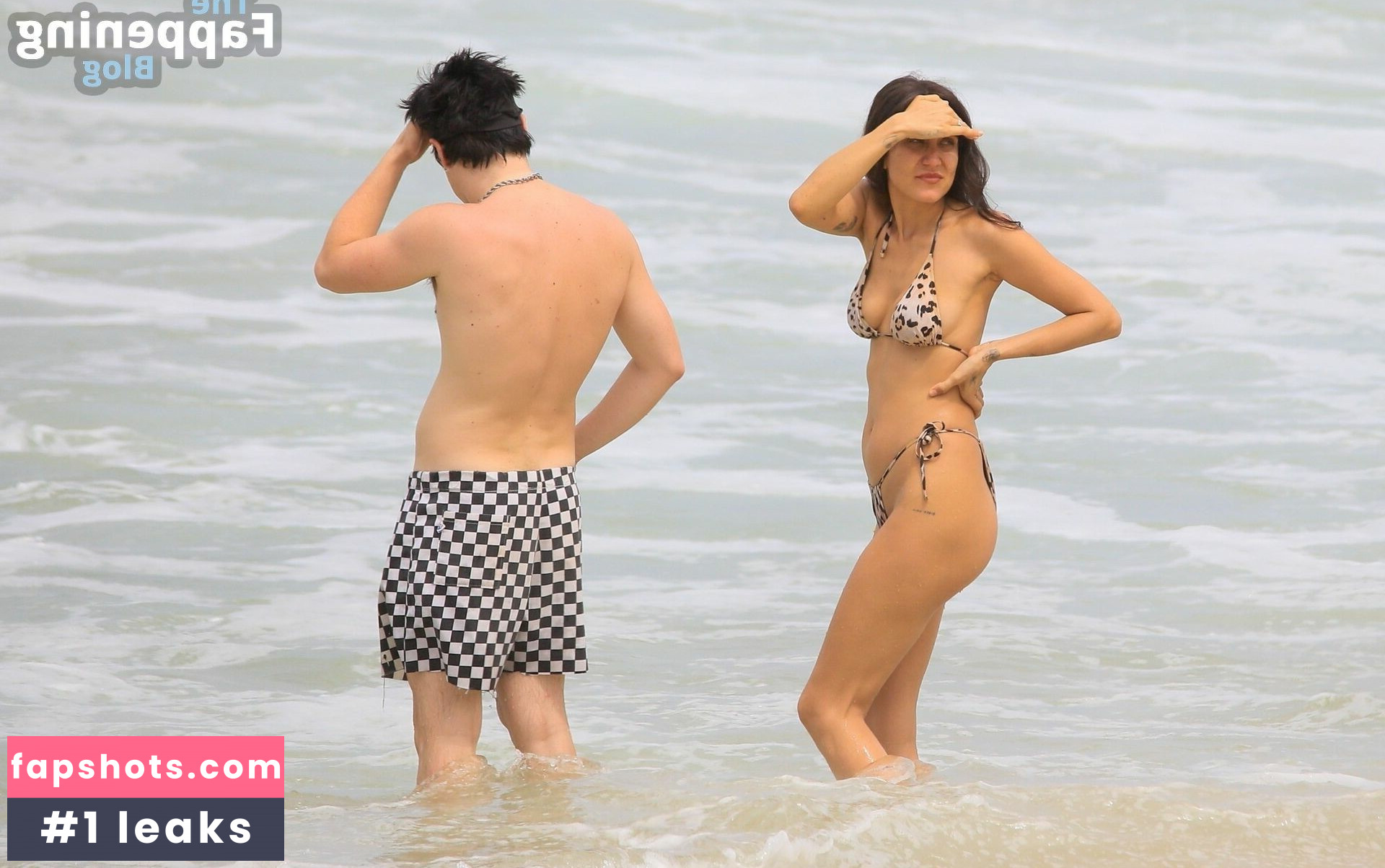 Jesse Jo Stark gallery photo #3