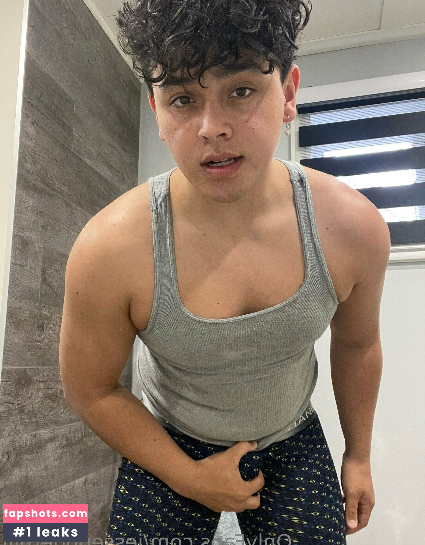 jesseunderhill gallery photo #7