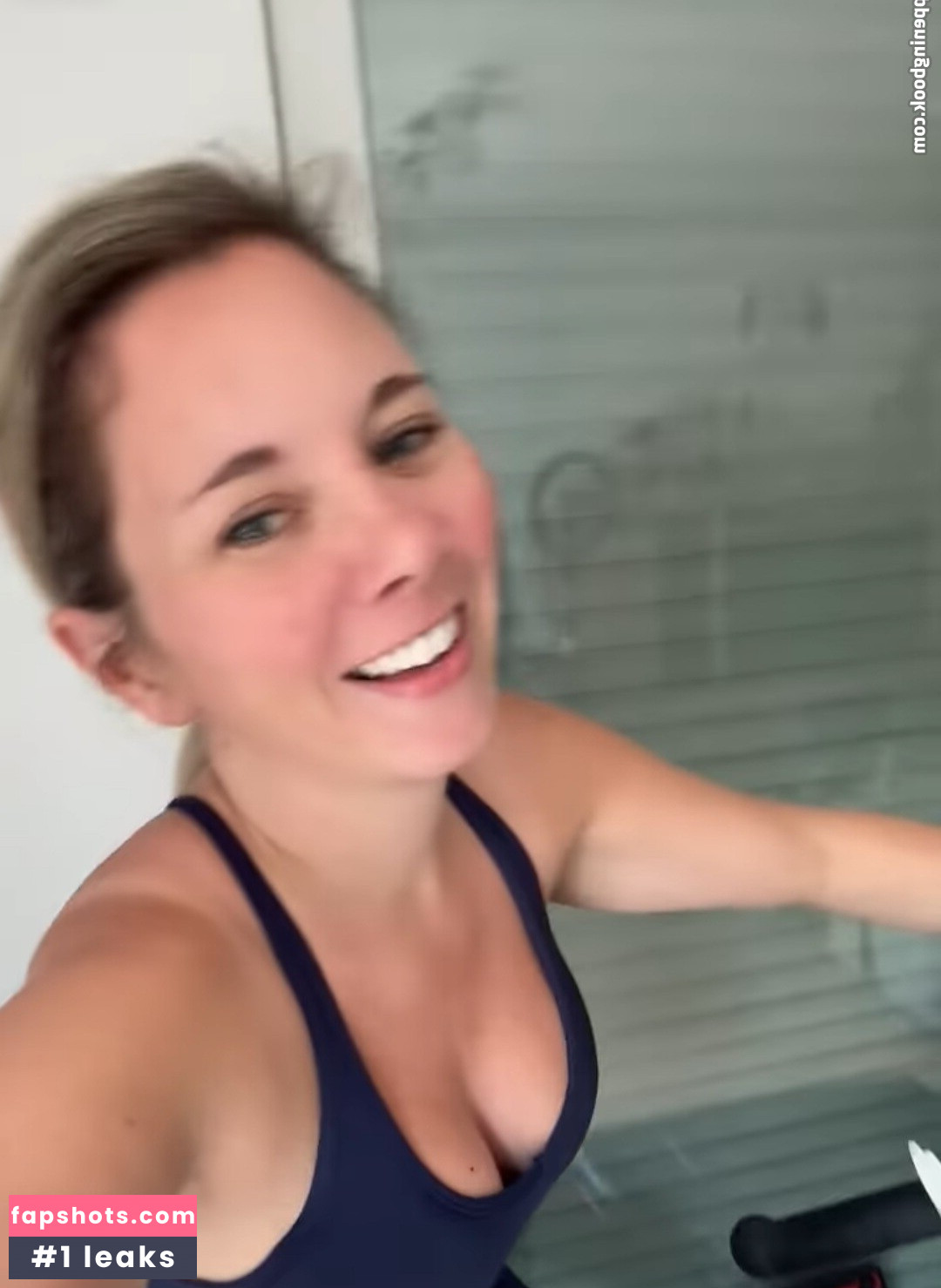 Jessi Faust gallery photo #54