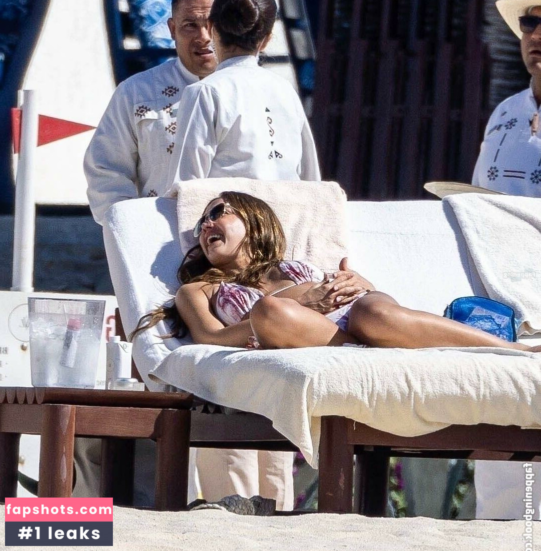 Jessica Alba gallery photo #102