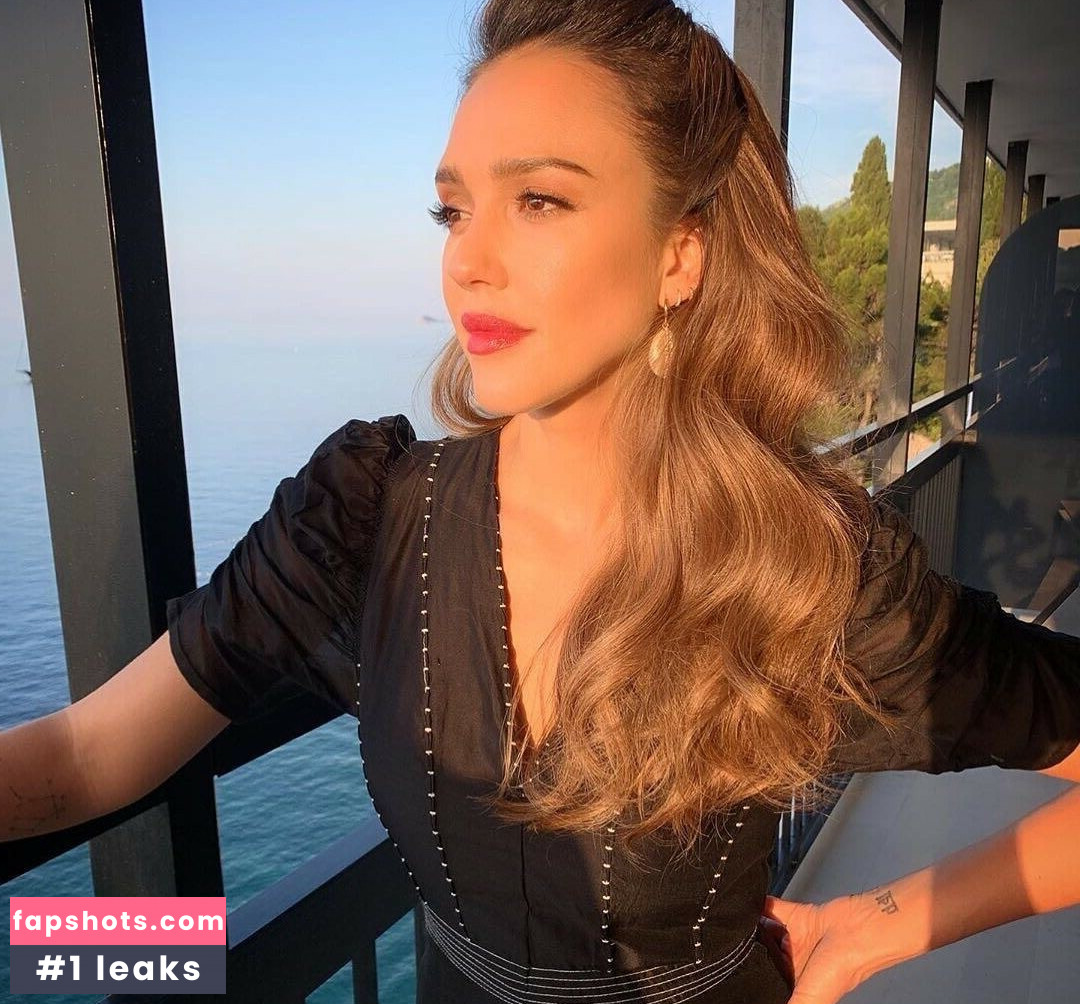Jessica Alba gallery photo #1013