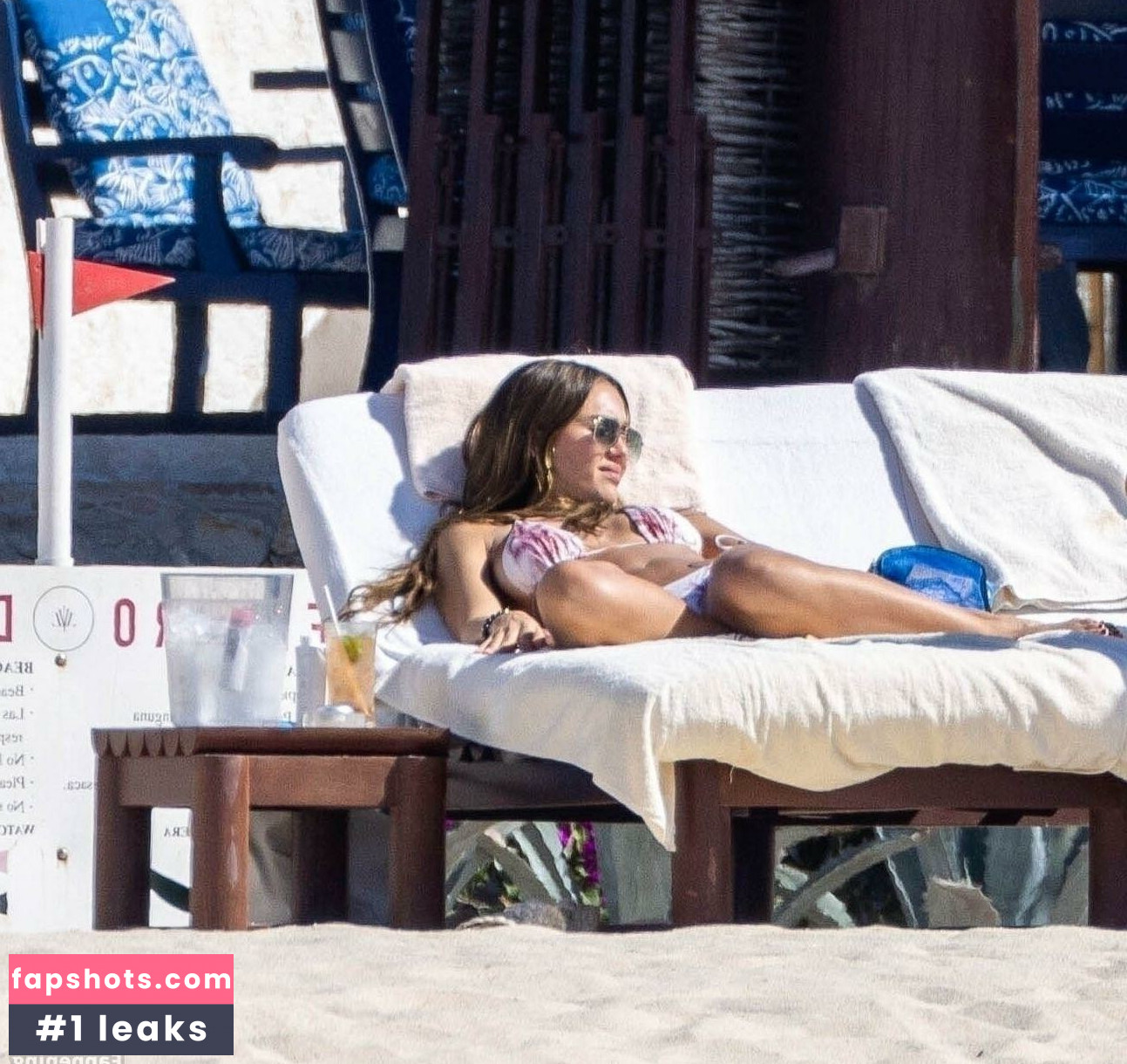 Jessica Alba gallery photo #104