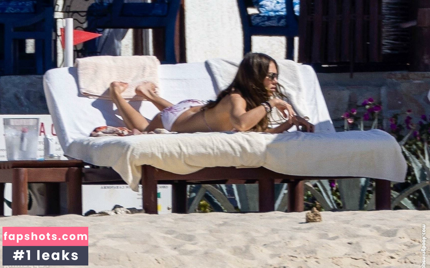 Jessica Alba gallery photo #109