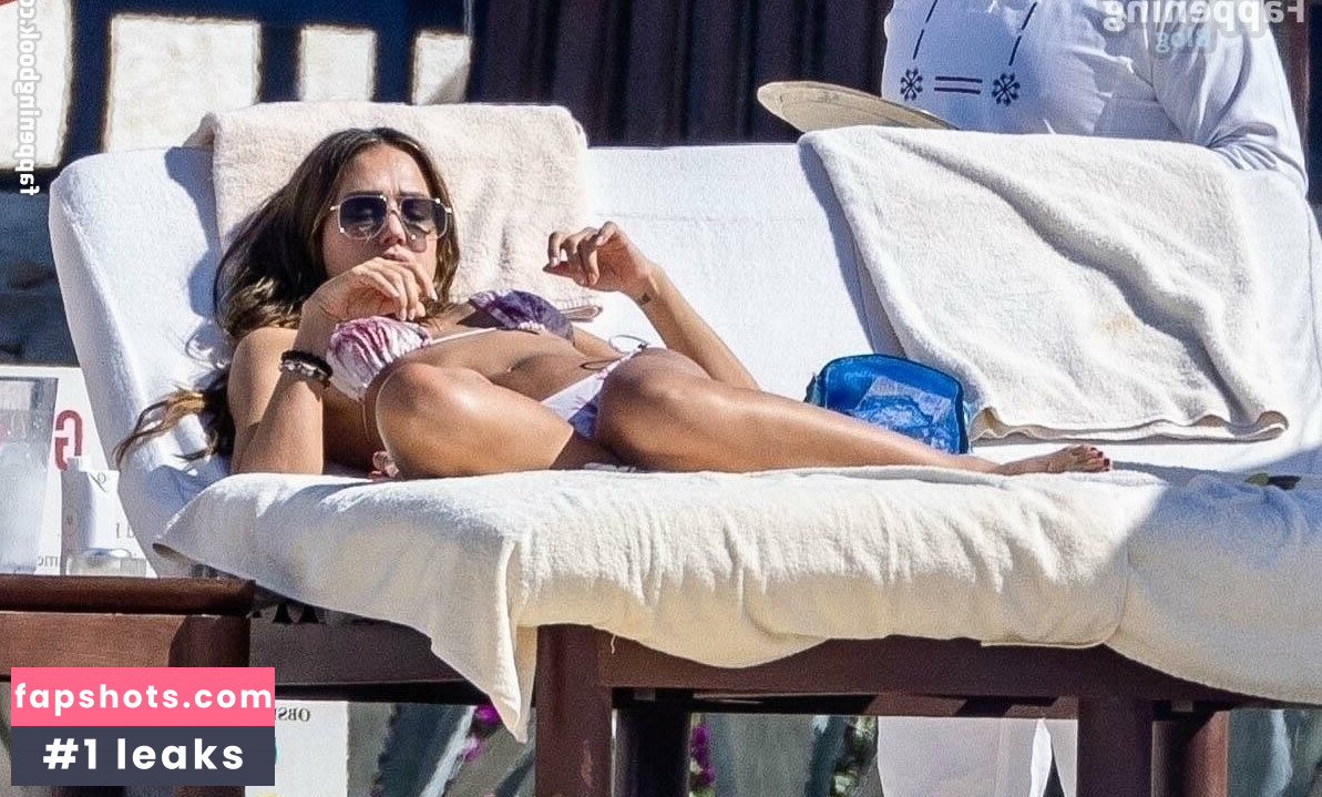 Jessica Alba gallery photo #111