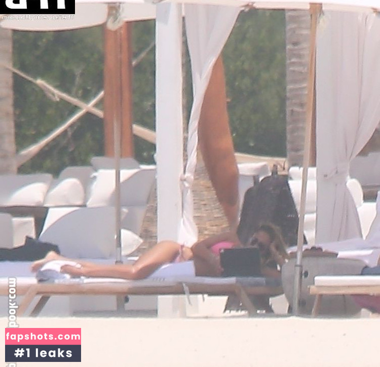 Jessica Alba gallery photo #1561