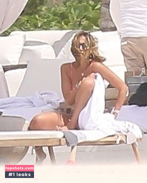 Jessica Alba gallery photo #1565