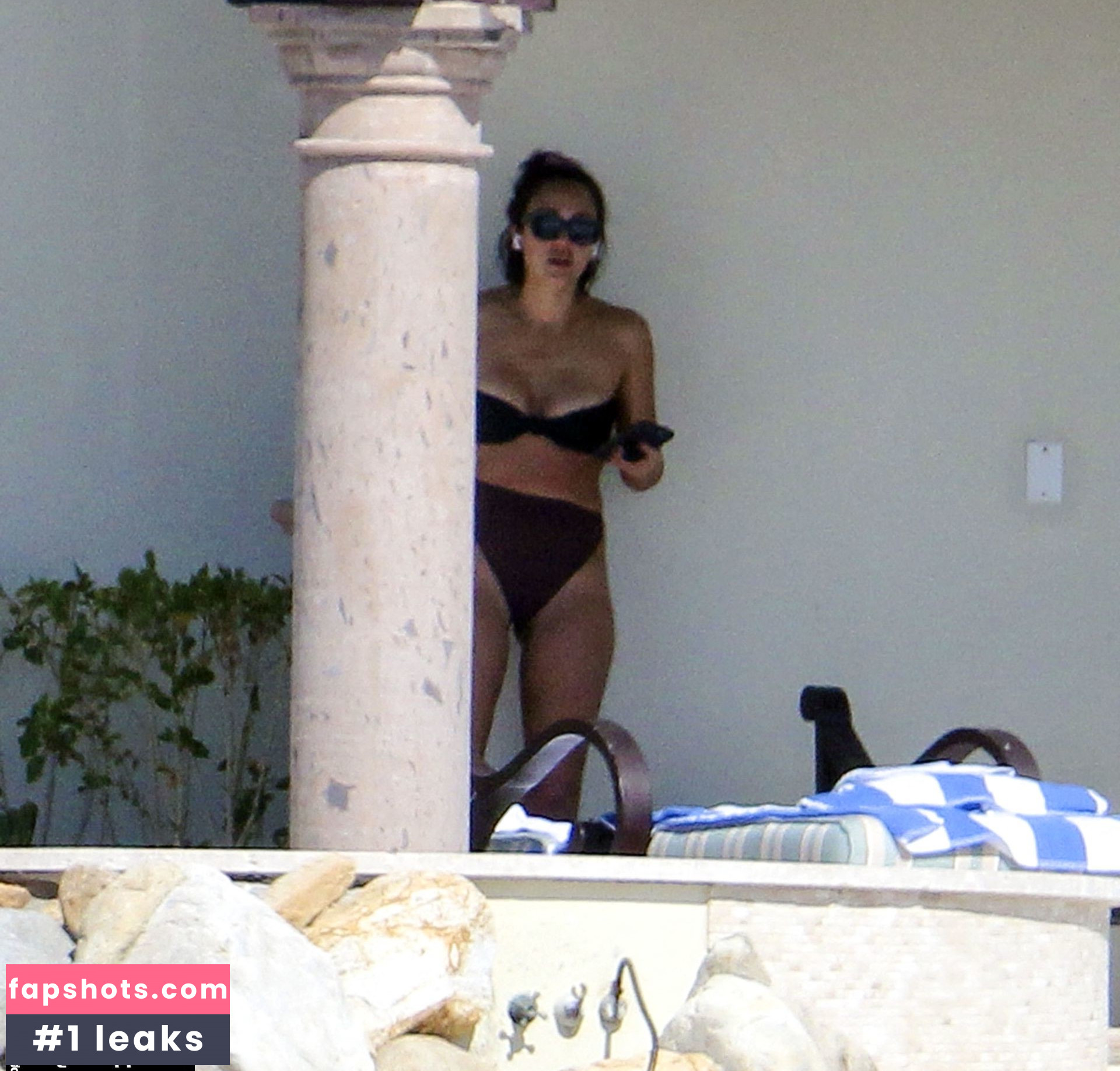 Jessica Alba gallery photo #1703