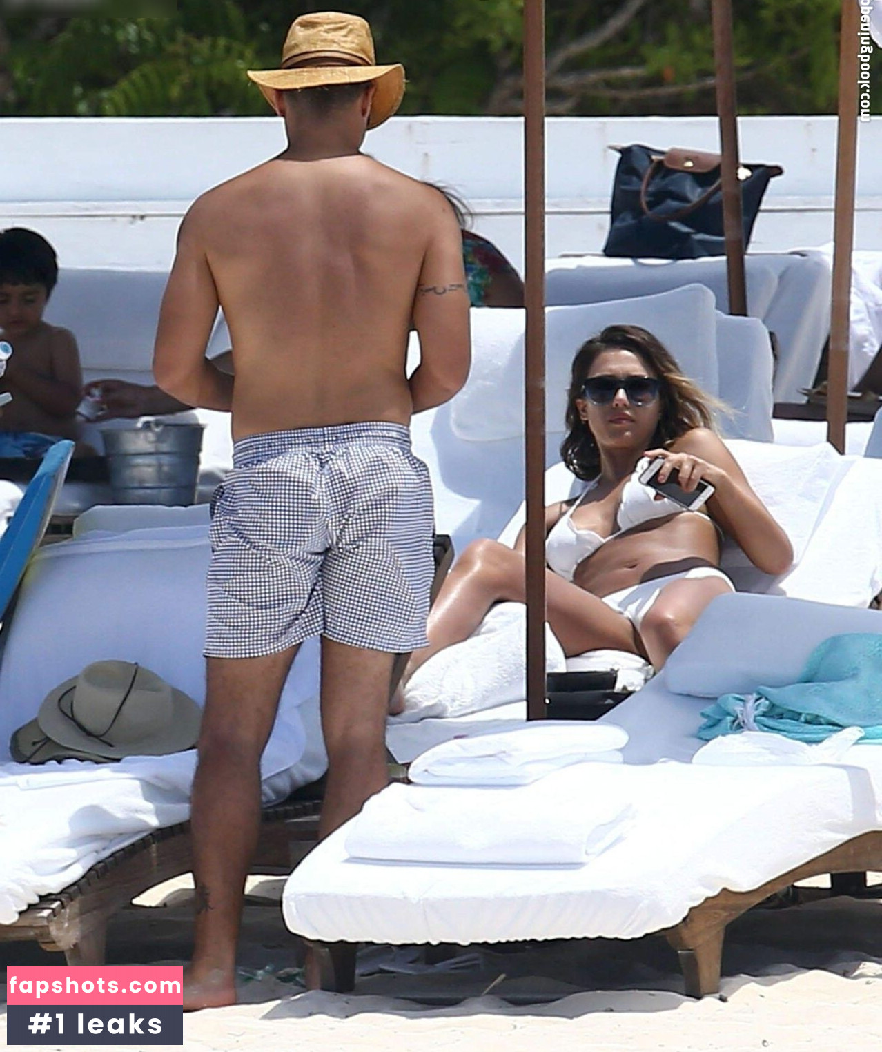 Jessica Alba gallery photo #182