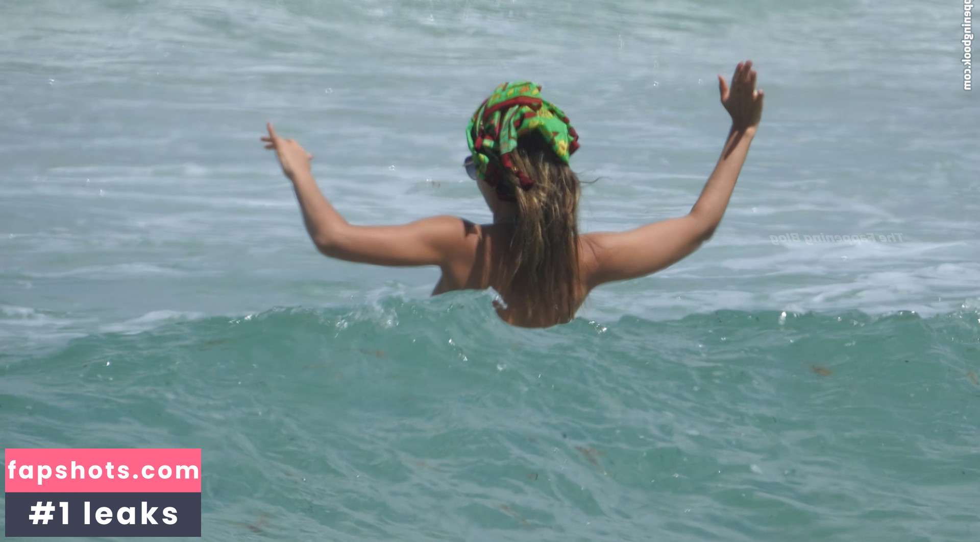 Jessica Alba gallery photo #1975