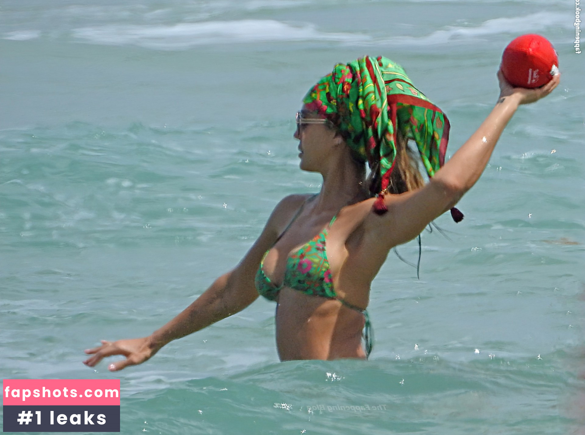 Jessica Alba gallery photo #1985