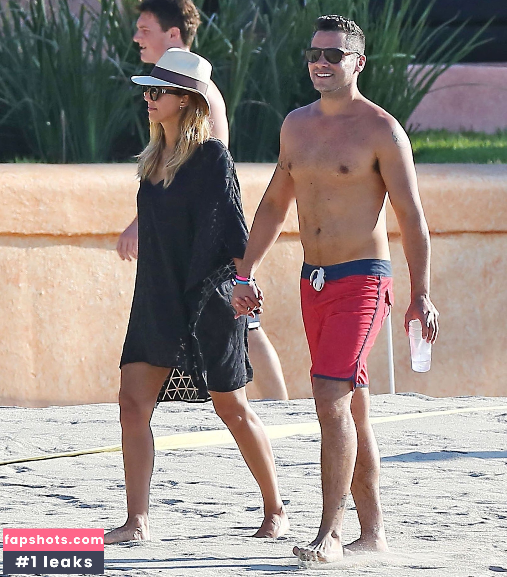 Jessica Alba gallery photo #2065