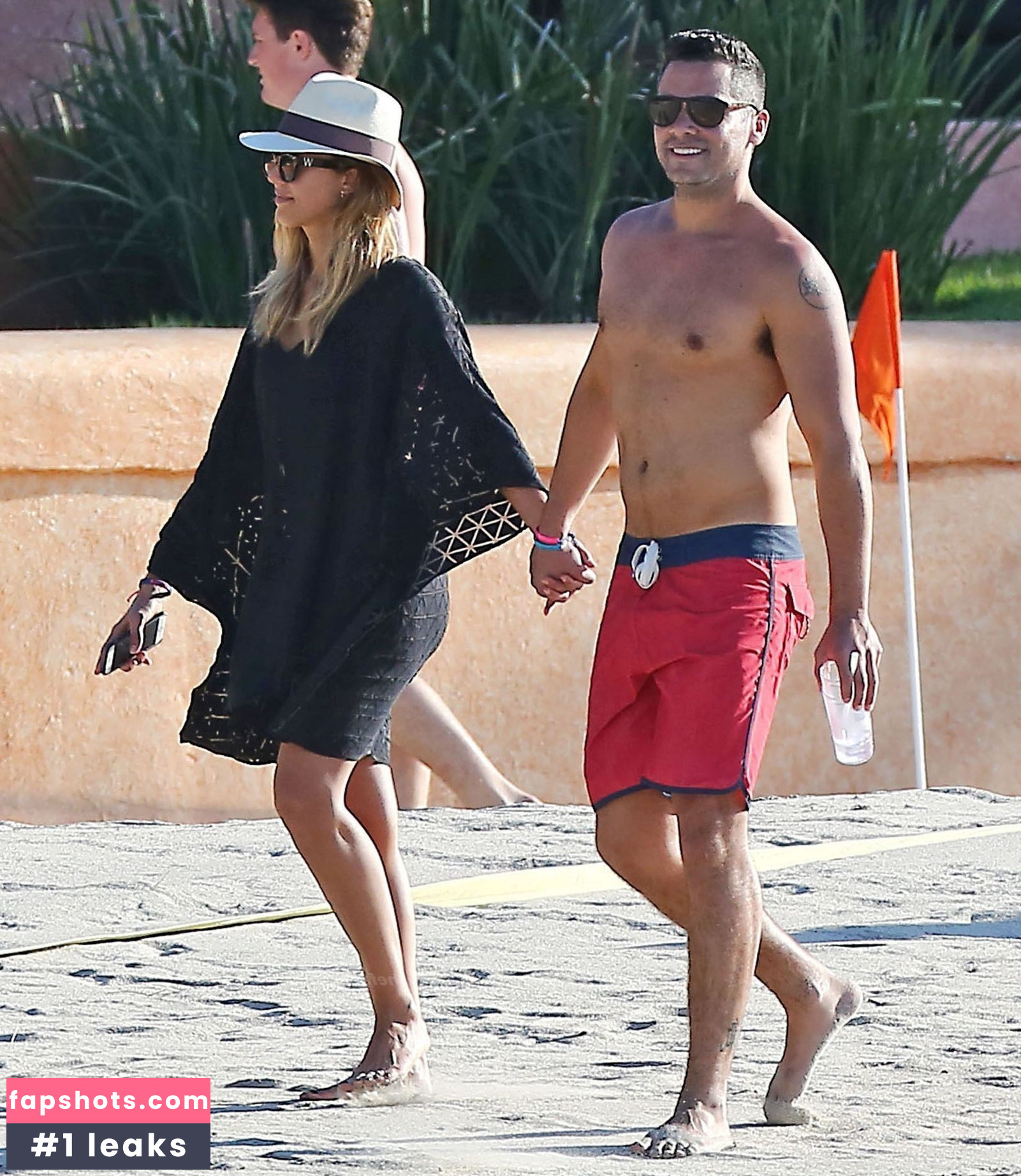 Jessica Alba gallery photo #2066