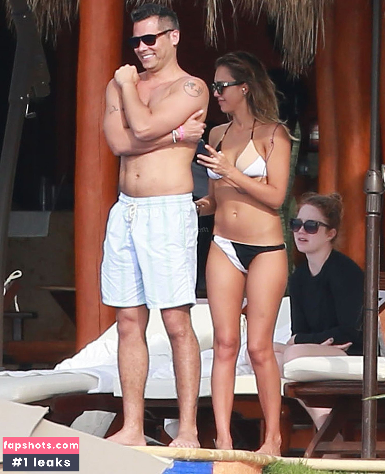 Jessica Alba gallery photo #2091