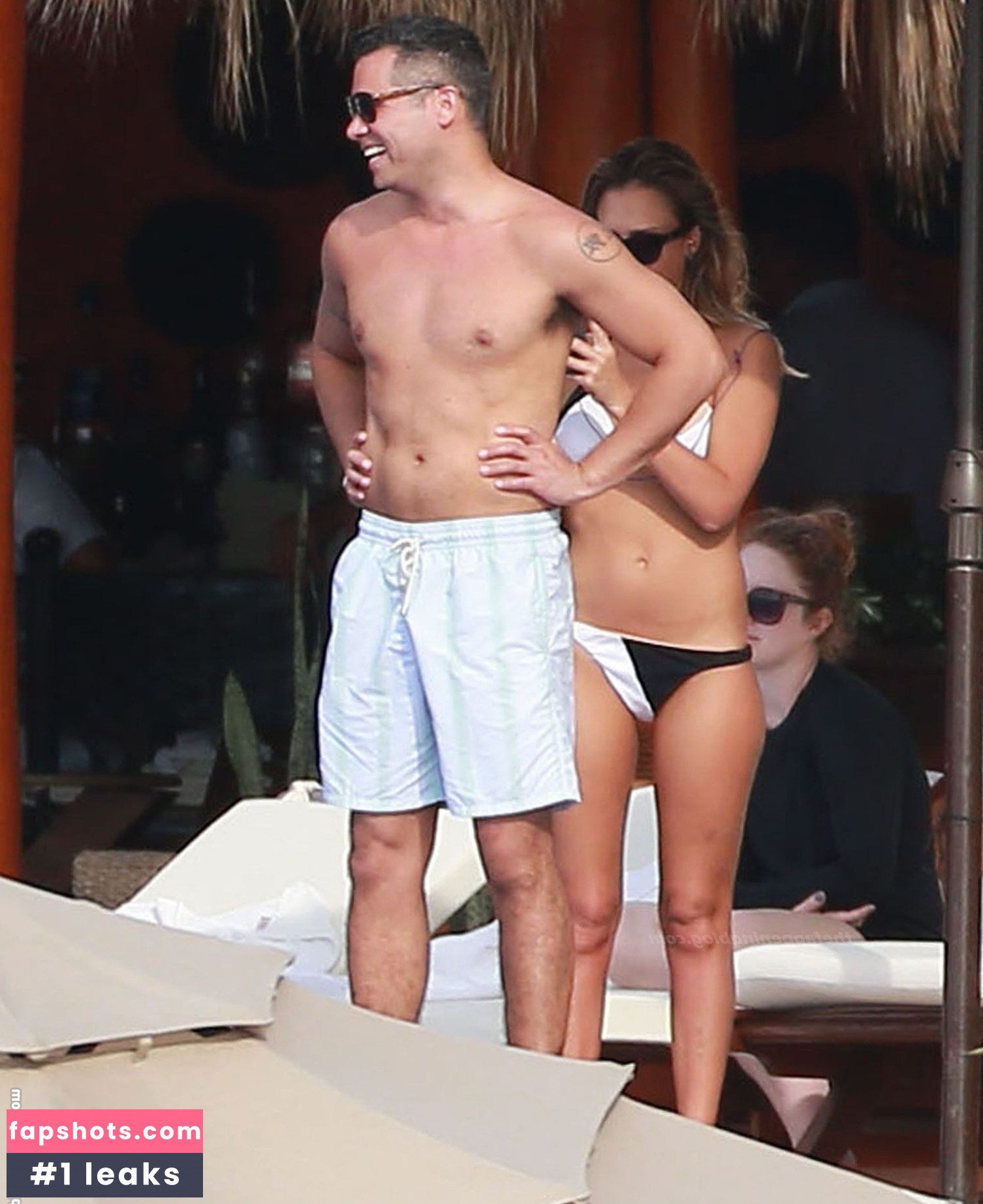 Jessica Alba gallery photo #2099