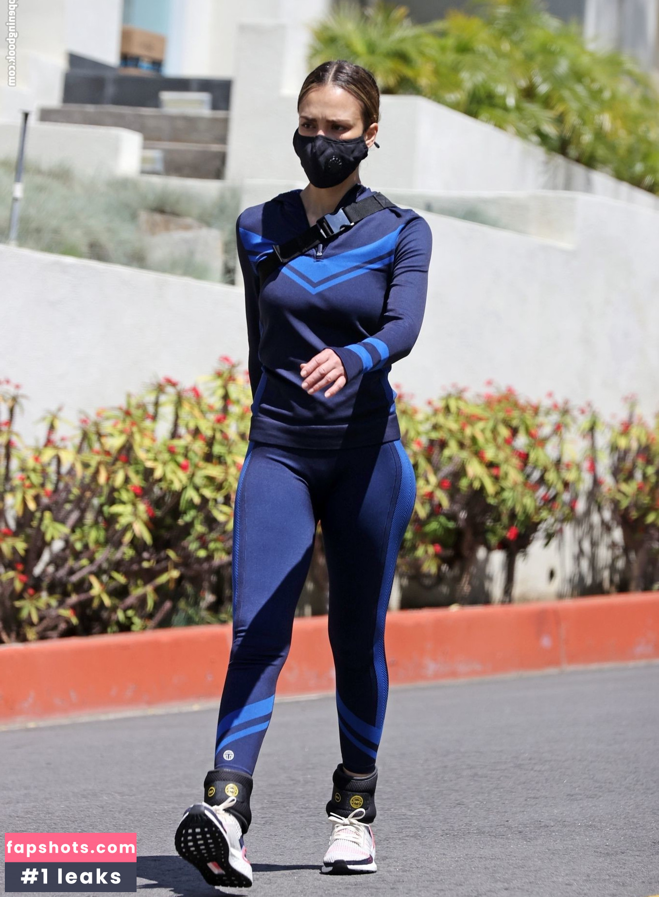 Jessica Alba gallery photo #2117