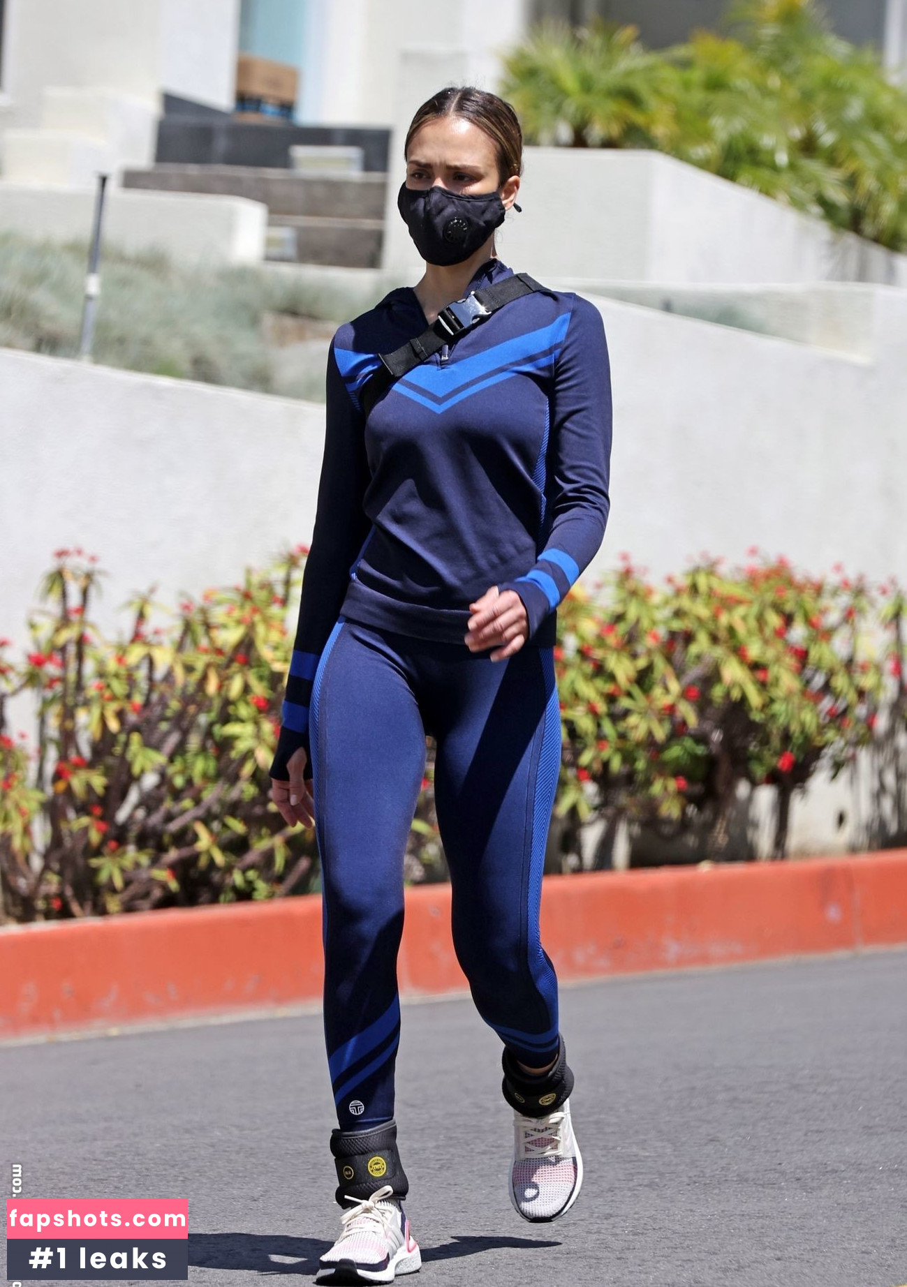 Jessica Alba gallery photo #2118