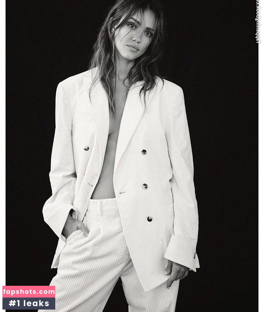 Jessica Alba gallery photo #2311