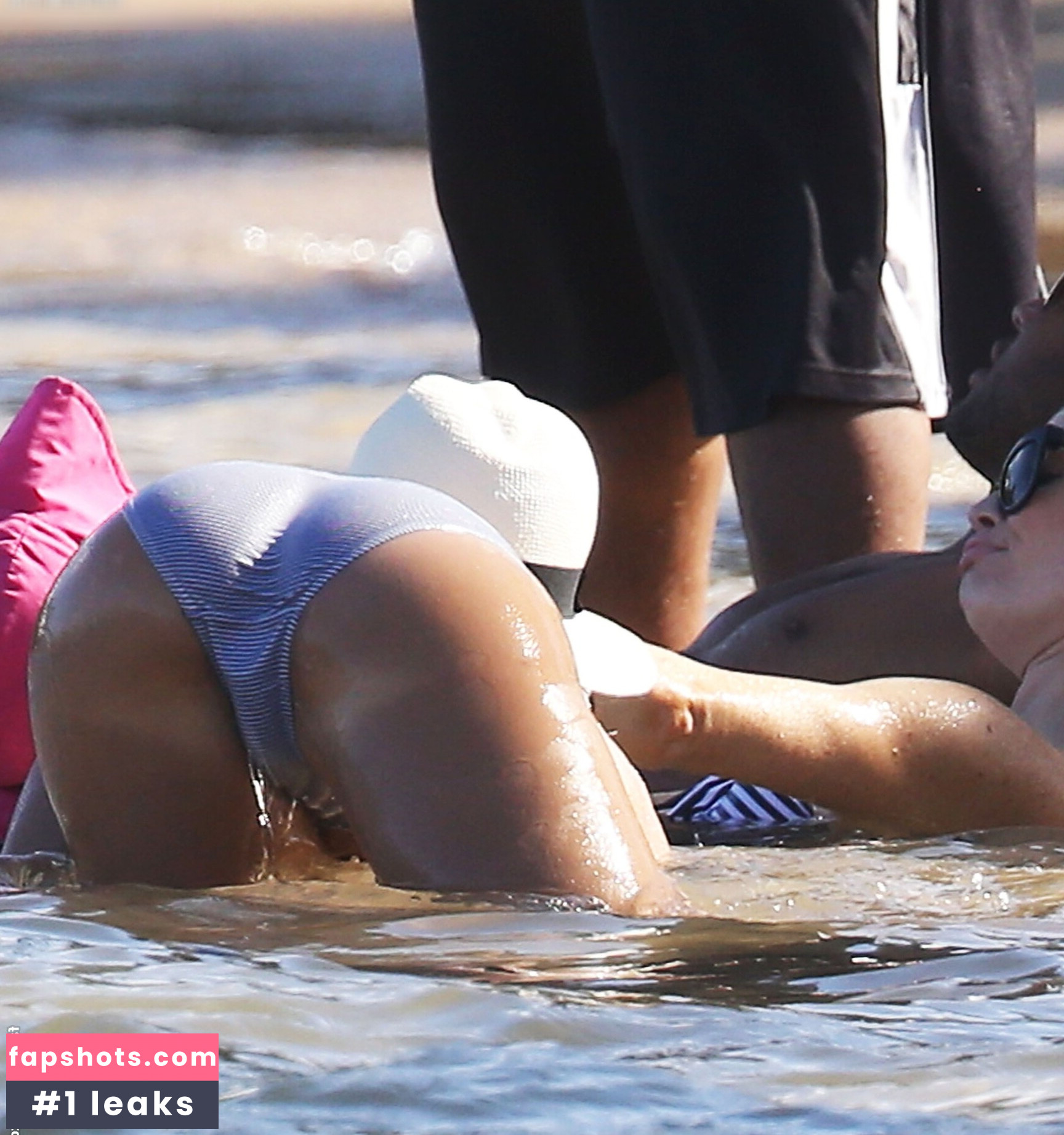 Jessica Alba gallery photo #249