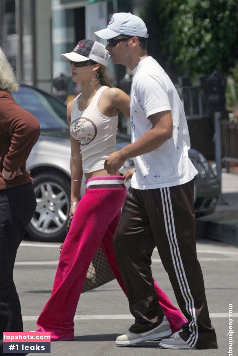 Jessica Alba gallery photo #2698